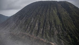Wisatawan Dilaporkan Hilang di Gunung Bromo