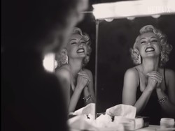 Ana de Armas di Blonde dan Adegan Seks Oral JFK