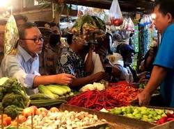 Harga Cabai Melejit, Mendag Zulhas Pede Sebulan Lagi Balik Normal