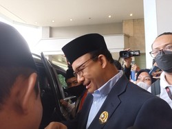 Senyum Anies soal Paling Banyak Diusulkan DPW NasDem Jadi Capres