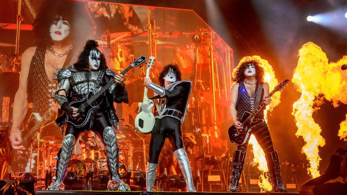 FOTO: Bukti Umur Panjang Eksistensi Band KISS di Copenhell 2022
