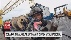 VIDEO: Kopaska TNI AL Gelar Latihan di Obyek Vital Nasional