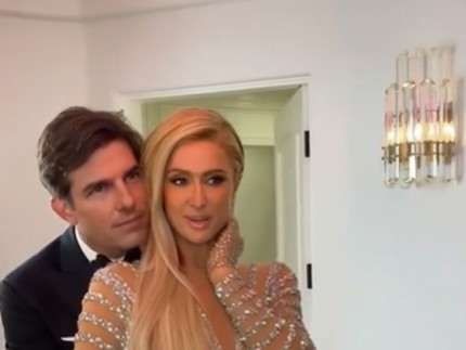 Paris Hilton Kencani Tom Cruise? Banyak Orang Percaya, Begini Faktanya