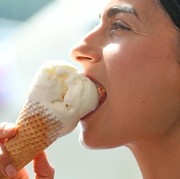 Mau Ditraktir Dessert Lezat dan Premium? Gampang, Merapat Cari Tahu Caranya di Sini, yuk!