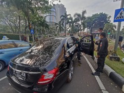 Pengemudi Mercy Tabrak Ojol Meninggal Diduga Serangan Jantung, Ini Gejalanya