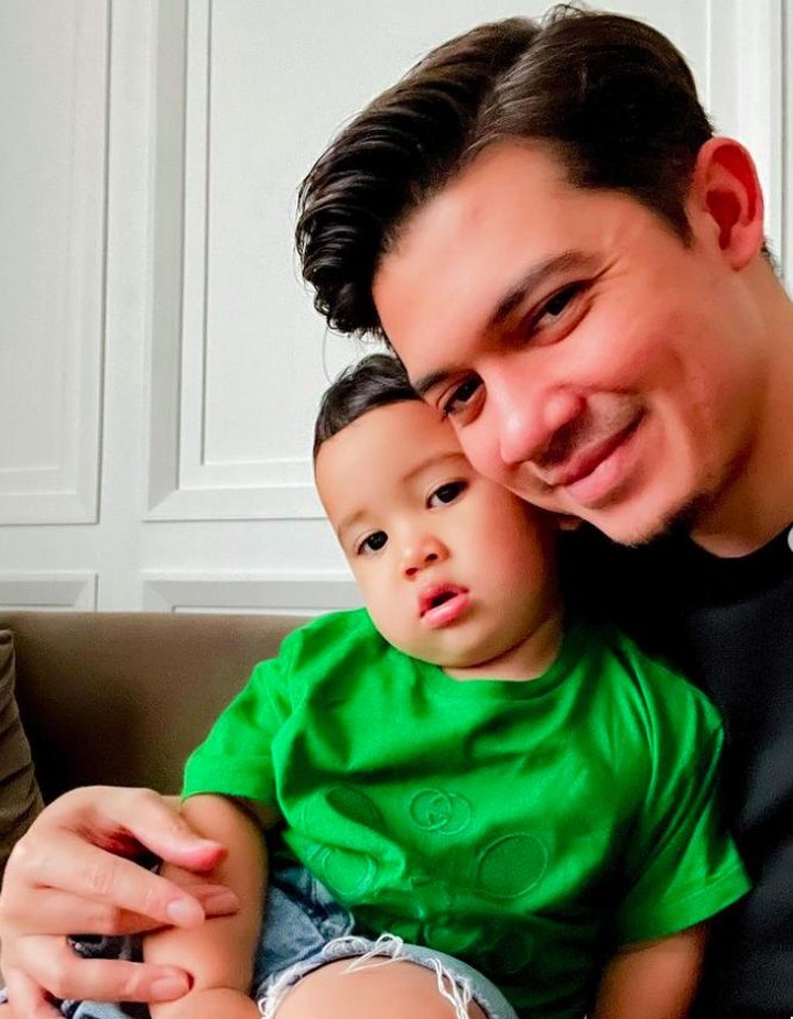 Potret Artis untuk Hari Ayah