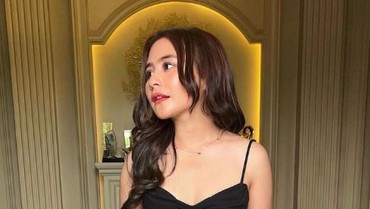 img-title Prilly Latuconsina Cerita Momen Pertama Kali Mengajar Jadi Dosen