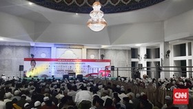img-title Warga Jonggol Ungkap Alasan Tolak UAS: Pernah Hadiri Acara HTI