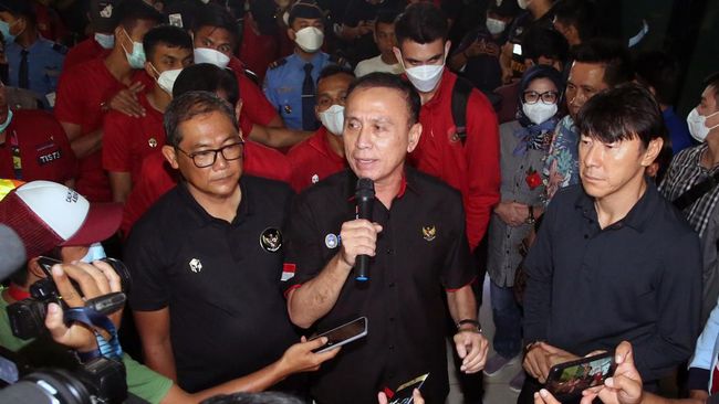 Ketua PSSI Soal Sepak Bola di 2022: Alhamdulillah Bisa Dilalui Ketua Umum PSSI Mochamad Iriawan mengucap rasa syukur terhadap dinamika sepak bola Indonesia selama 2022.