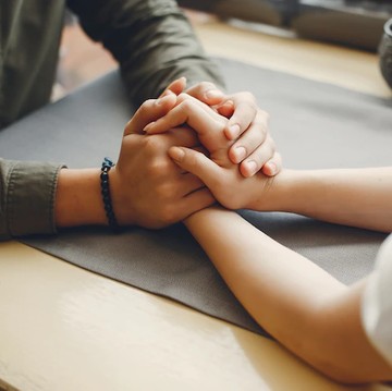 img-title 4 Tipe Attachment Style dan Pengaruhnya Terhadap Hubungan Asmara, Kamu Cenderung yang Mana?