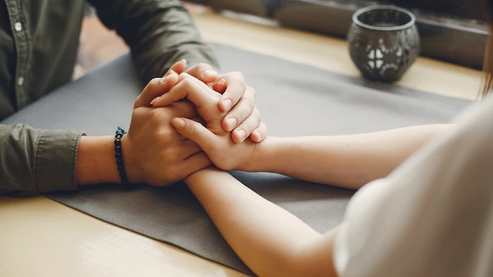 4 Tipe Attachment Style dan Pengaruhnya Terhadap Hubungan Asmara, Kamu Cenderung yang Mana?