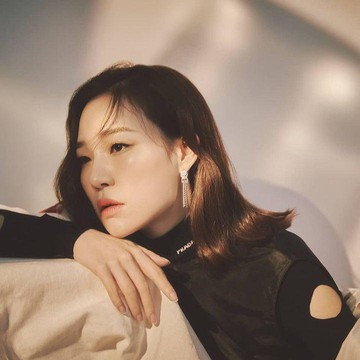 img-title Pesona Han Ye Ri, Aktris yang Jadi 'Ratunya' Film Korea Populer dan Melepas Masa Lajang di Awal 2022