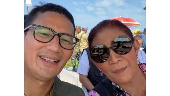 Menteri Pariwisata dan Ekonomi Kreatif Sandiaga Uno menghadiri Susi Air Jambore Aviantion (SAJA) 2022 di Pangandaran, Jawa Barat pada Sabtu (18/6).