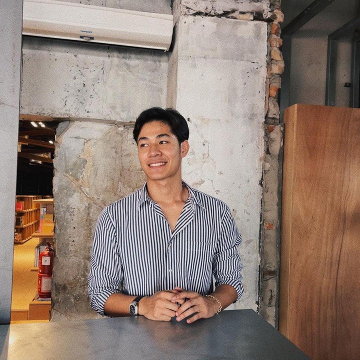 <p>Serial <em>Melur untuk Firdaus</em> yang viral ini membuat banyak netizen mengunjungi sosial media Meerqeen. Kini, ia bahkan telah memiliki pengikut lebih dari 850 ribu orang. (Foto: Instagram: @meerqeen)</p>