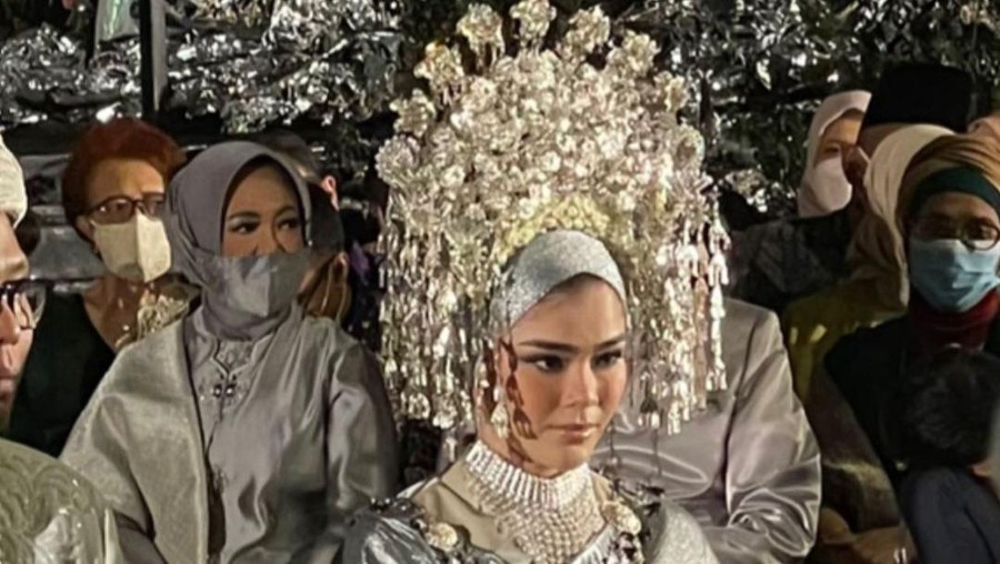 sivia azizah