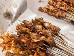 Saingan Taichan, Ini 5 Sate Asin Pedas Paling Enak di Bandung