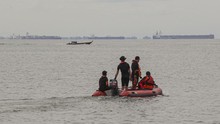 8 ABK KM Rizki Mulia yang Tenggelam di Perairan Pulau Mai Dievakuasi