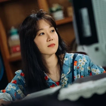 img-title Punya Peran Spesialis Hingga Drama yang Selalu Sukses, Para Aktris Korea Ini Disebut 'Ratu' Drakor!