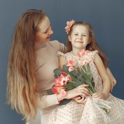 Dear Ibu Muda, 6 Pujian Ini Ternyata Tidak Bagus untuk Perkembangan Anak, Lho! Kenapa?