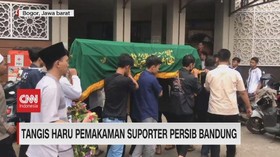 VIDEO: Tangis Haru Pemakaman Suporter Persib Bandung