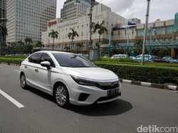 Pakai Mesin City Hatchback RS, Seberapa Irit Honda City Sedan?