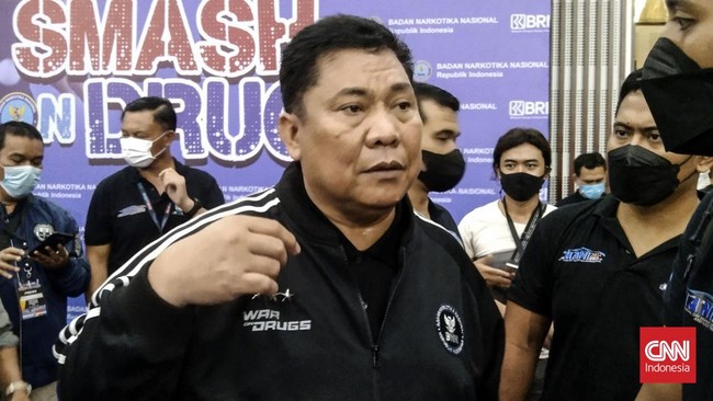 Kepala BNN Petrus R Golose meminta anak buahnya memberi tindakan tegas dan terukur pada premanisme organisasi pendukung peredaran narkoba.