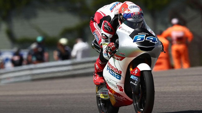 Pembalap Indonesia, Mario Aji merebut posisi kedua dalam sesi latihan bebas kedua Moto3 Jepang.