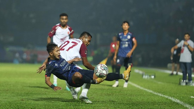 Dua tim telah memastikan diri lolos ke babak delapan besar Piala Presiden 2022 pada Minggu (19/6).