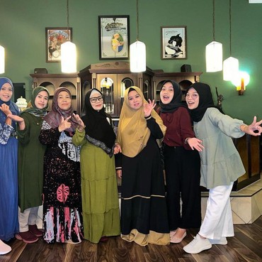 Bikin Bangga, Grup Kasidah Nasida Ria Semarang Manggung di Jerman