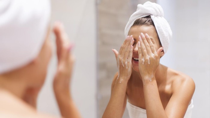 BeauPicks: 4 Produk Face Wash yang Dilengkapi Brush Applicator, Praktis dan Cocok untuk Deep Cleansing!