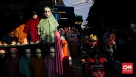 FOTO: Menjaga Daya Beli di Tengah Laju Inflasi