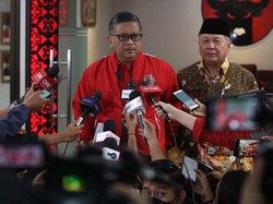 Ganjar dan Bambang Pacul Salam Komando, PDIP: Dinamika Selalu Ada