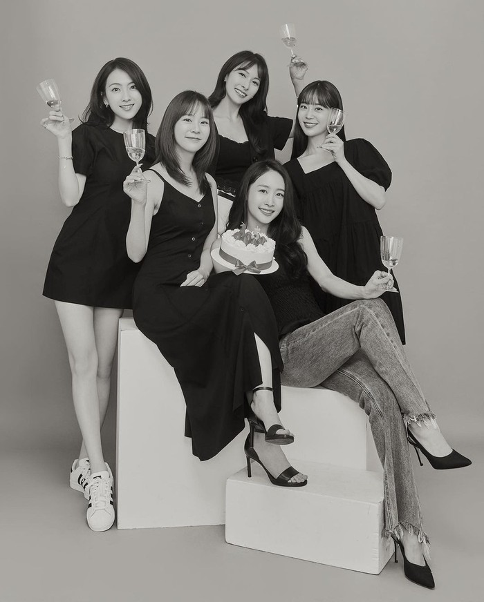 Sebelum akhirnya grup tersebut memutuskan untuk disband pada 14 Januari 2016 lalu, KARA memiliki empat member yang terdiri dari Gyuri, Seungyeon, Hara, dan Youngji./ Foto: twitter.com/kpopers_family