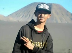 Detik-detik Wisatawan Asal Malang Hilang di Gunung Bromo