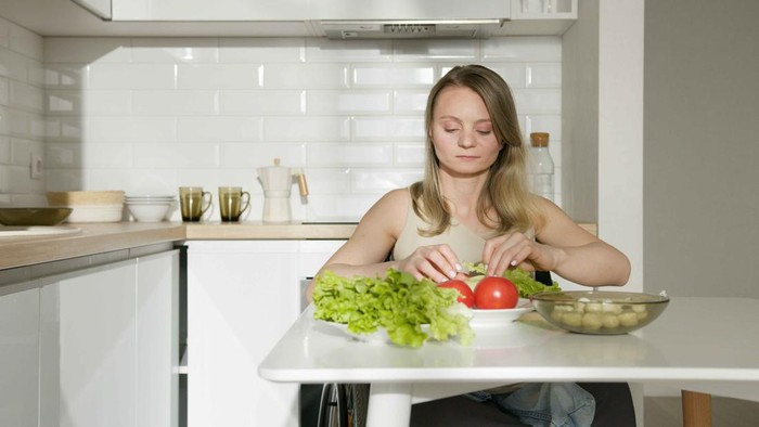 Terlalu Ekstrem, 3 Jenis Diet Sesat Ini Sebaiknya Tidak Kamu Lakukan Terlalu Ekstrem, 3 Jenis Diet Sesat Ini Sebaiknya Tidak Kamu Lakukan