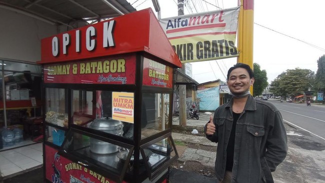penyewaan tenant Alfamart memberikan solusi bagi UMKM untuk mengembangkan usahanya.
