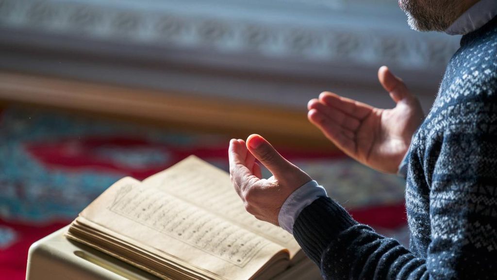 Doa Malam Nisfu Syaban: Lengkap dengan Arab, Latin, hingga Artinya