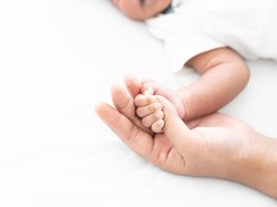 Bayi Lahir Bermata Satu-Polisi Periksa 5 Warga Teriaki Dokter Dwi Maling Mobil