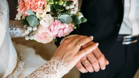 img-title Bacaan Doa untuk Pengantin, Bisa Dibaca saat Kaesang-Erina Menikah