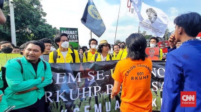 Rekayasa lalu lintas akan diberlakukan saat demo mahasiswa di depan Gedung DPR, Selasa (28/6). Namun, rekayasa lalu lintas ini bersifat situasional.