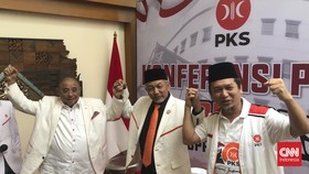 Daftar Pemilu 2024 ke KPU, Massa PKS Salawatan