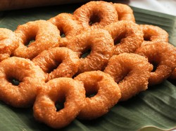 Resep Kue Cincin Khas Betawi yang Legit Empuk, Cocok Buat Ngopi