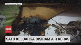 VIDEO: Satu Keluarga Disiram Air Keras