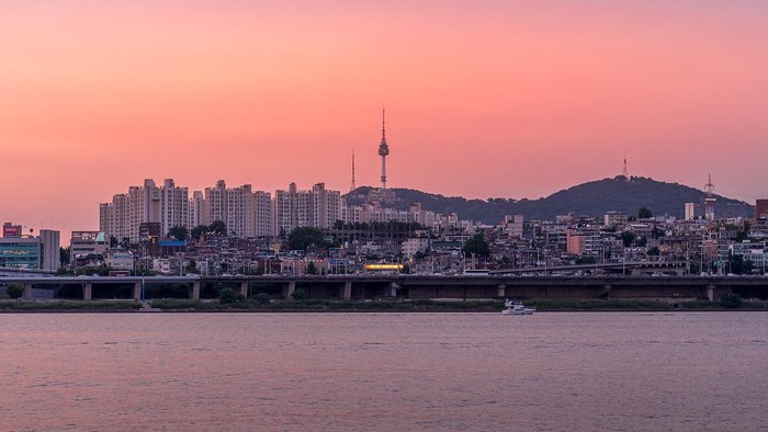 Taman Terbaik untuk Melihat Keindahan Sunset di Tengah Kota Seoul