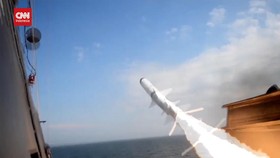 VIDEO: Momen Angkatan Laut Rusia Latihan Perang Di Laut Baltik