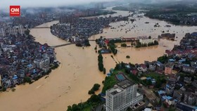 VIDEO: Curah Hujan Tertinggi Sejak 1961 Guyur China Selatan