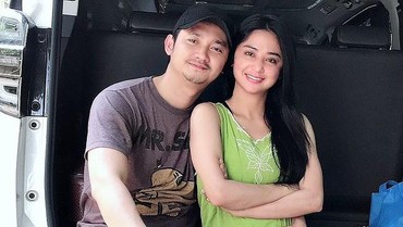 img-title Suami Hanya Kerja Saat di Ranjang, Dewi Perssik: Minta Duit? Ngomong Dong