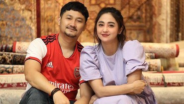 img-title Digugat Cerai Angga Wijaya & Putus Komunikasi, Dewi Perssik Bahas Kesabaran