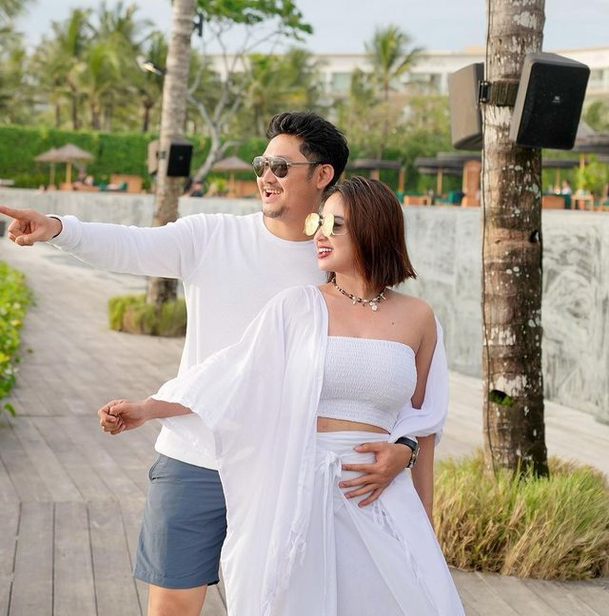 Dewi Perssik dan Angga Wijaya