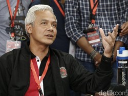 Ganjar Disebut Sumbangkan 100% Gaji, Kepala Baznas Jateng Bilang Begini